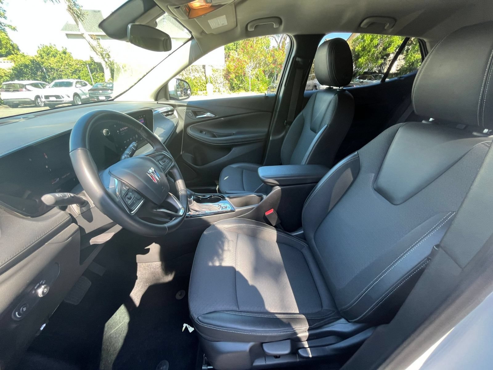 Used 2025 Buick Encore GX Preferred FWD image 24