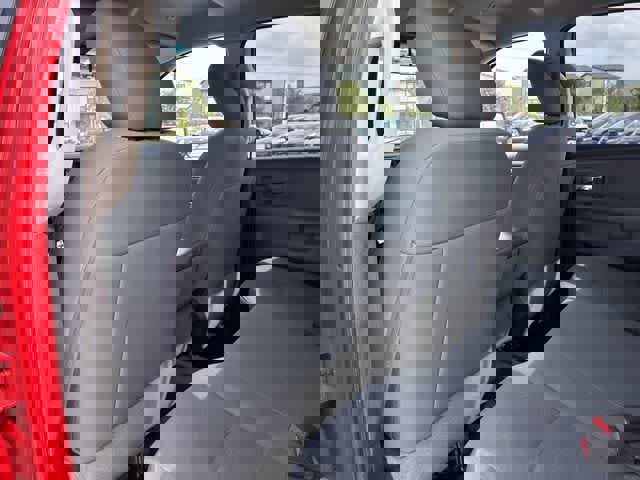 Used 2018 RAM 1500 Classic SLT RWD image 19