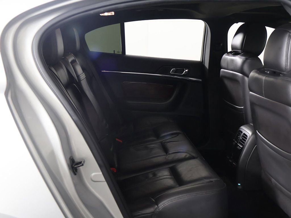 Used 2016 Lincoln MKS AWD w/ Equipment Group 101A image 31