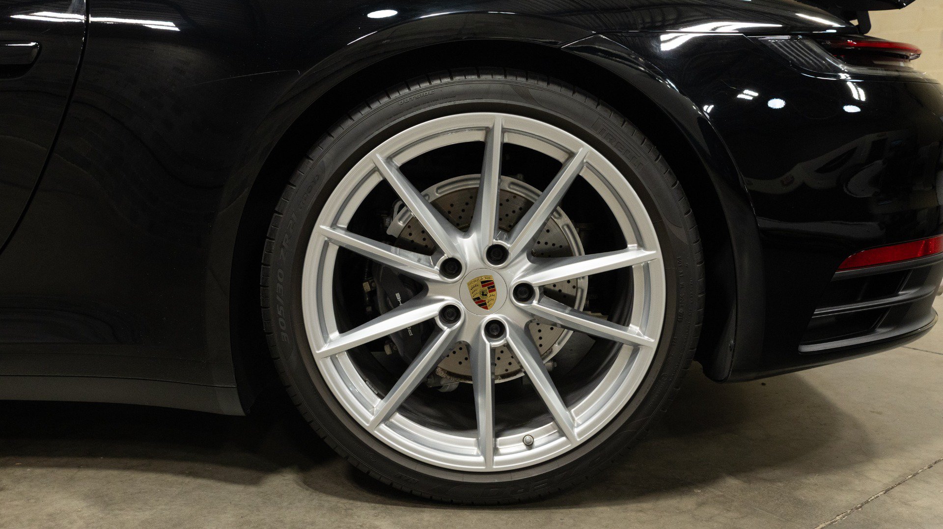 Used 2020 Porsche 911 Carrera RWD image 30