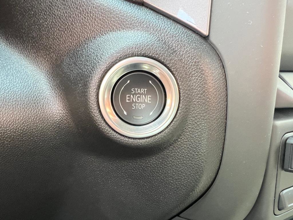 New 2025 GMC Sierra 2500 Pro w/ Convenience Package image 9