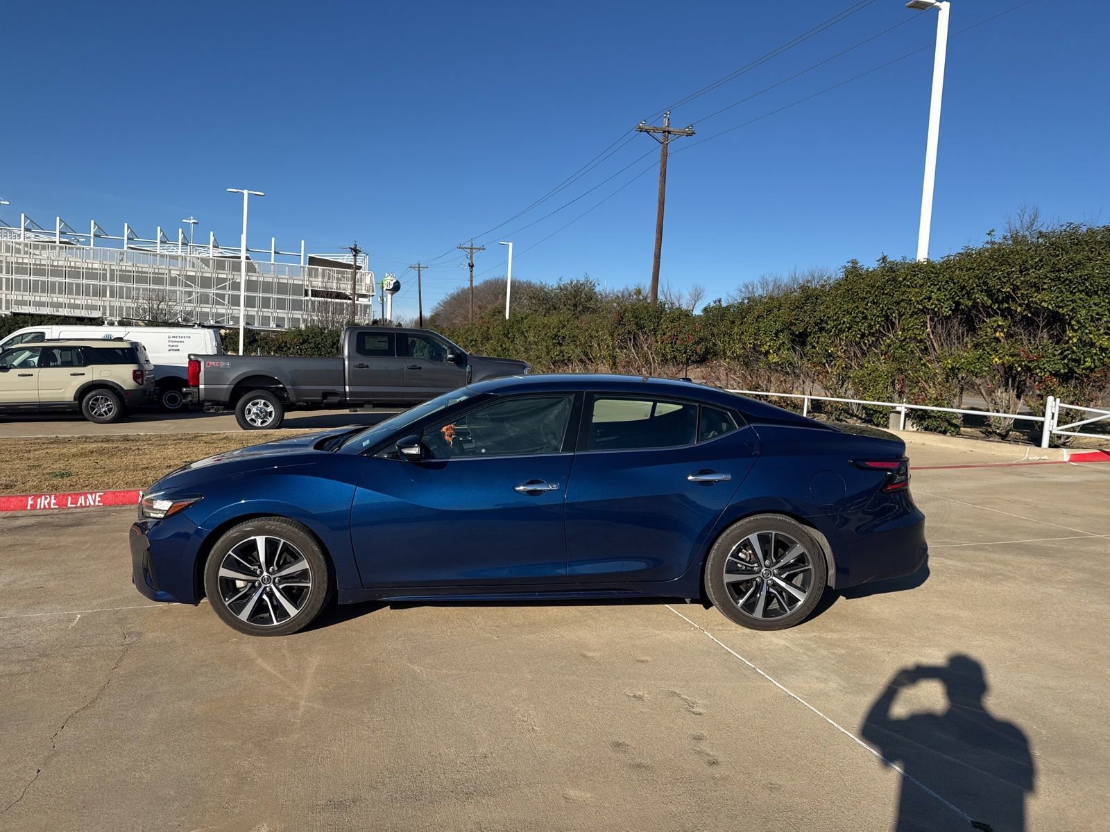 Used 2022 Nissan Maxima SV w/ Floor Mat Group image 2