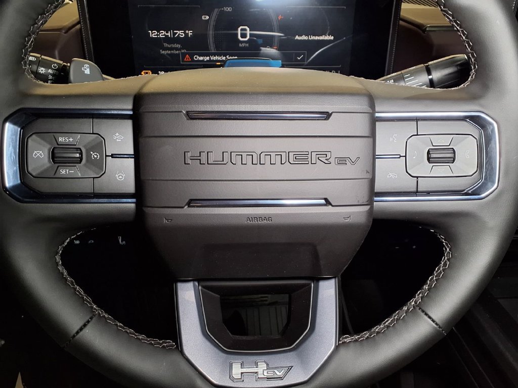 New 2026 GMC Hummer EV SUV w/ LPO, Illumination Package AWD/4WD image 20