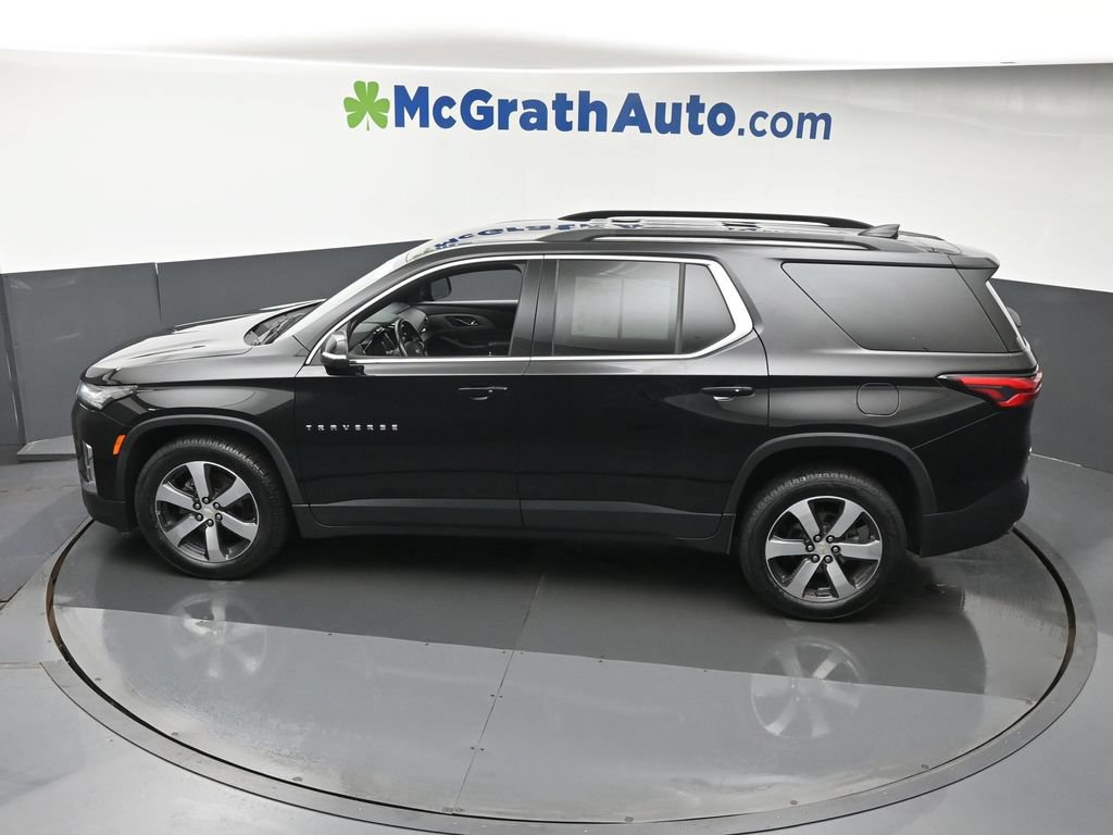 Used 2023 Chevrolet Traverse LT w/ LT Premium Package AWD/4WD image 25