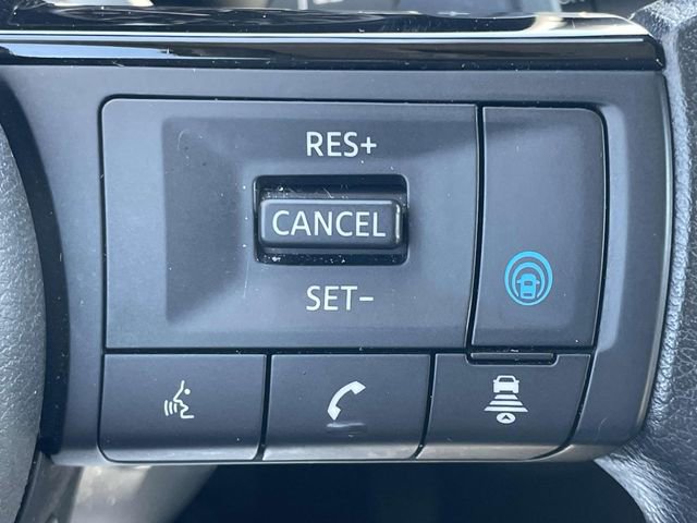 Used 2023 Nissan Rogue SV image 26