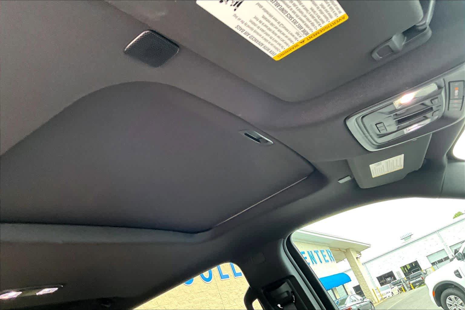 Used 2024 Chevrolet Silverado 3500 High Country w/ High Country Premium Package AWD/4WD image 14