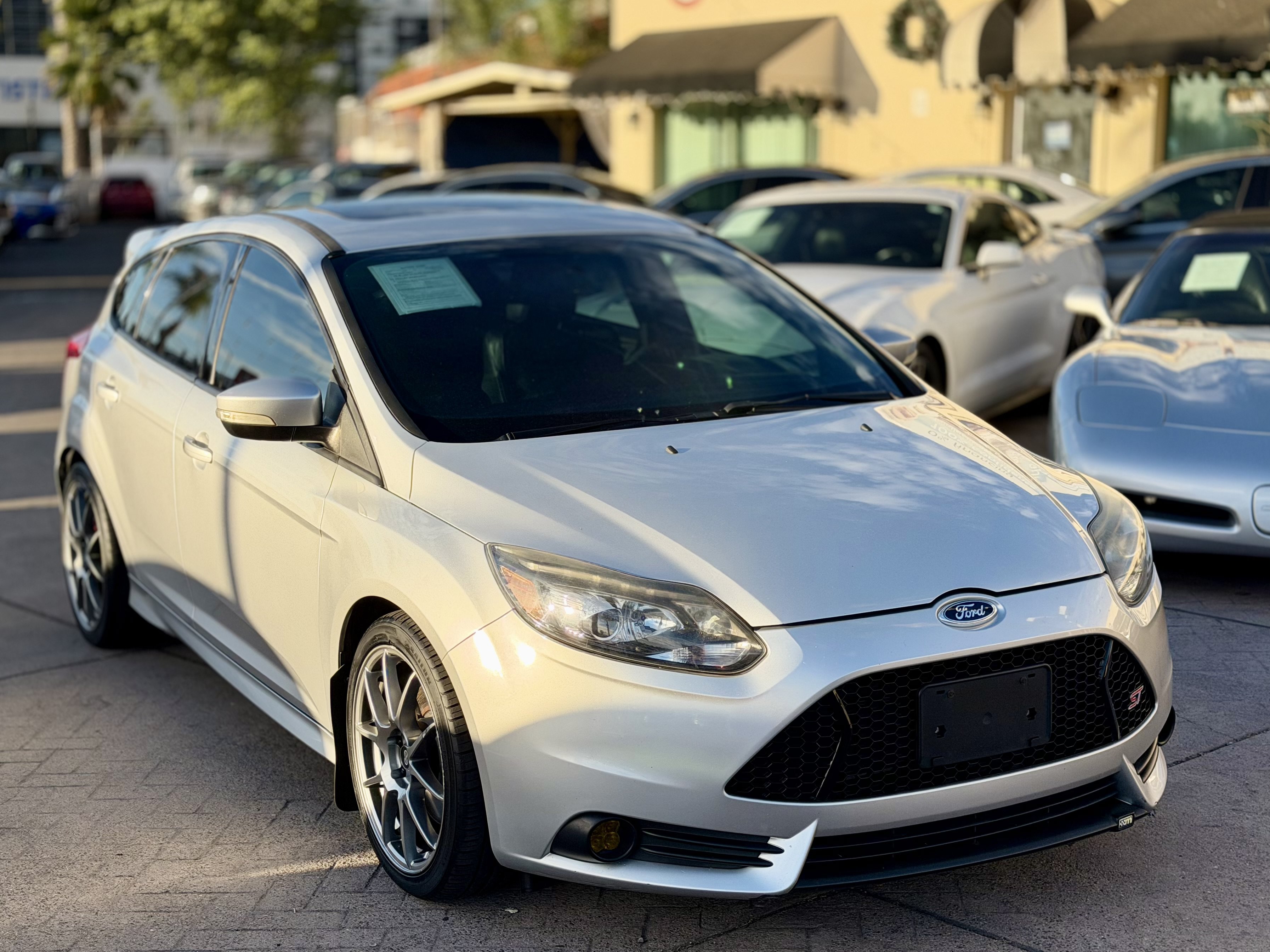 Used 2014 Ford Focus ST w/ Equipment Group 202A FWD image 5