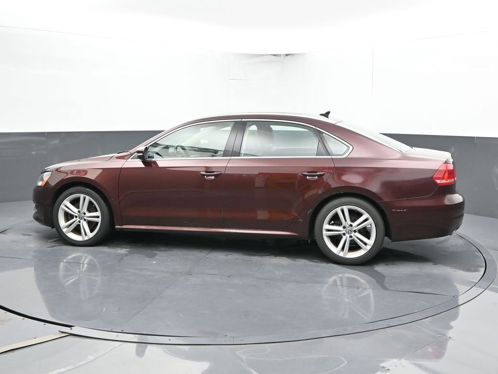 Used 2014 Volkswagen Passat TDI SE FWD image 8