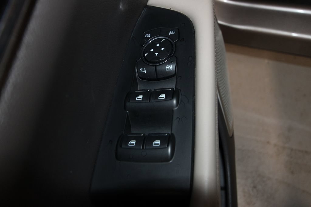 Used 2021 Lincoln Nautilus Reserve w/ Equipment Group 202A AWD/4WD image 6
