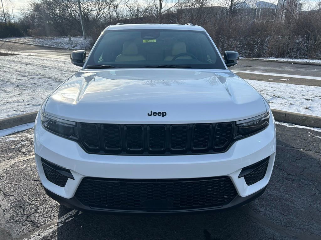 New 2025 Jeep Grand Cherokee Limited image 22