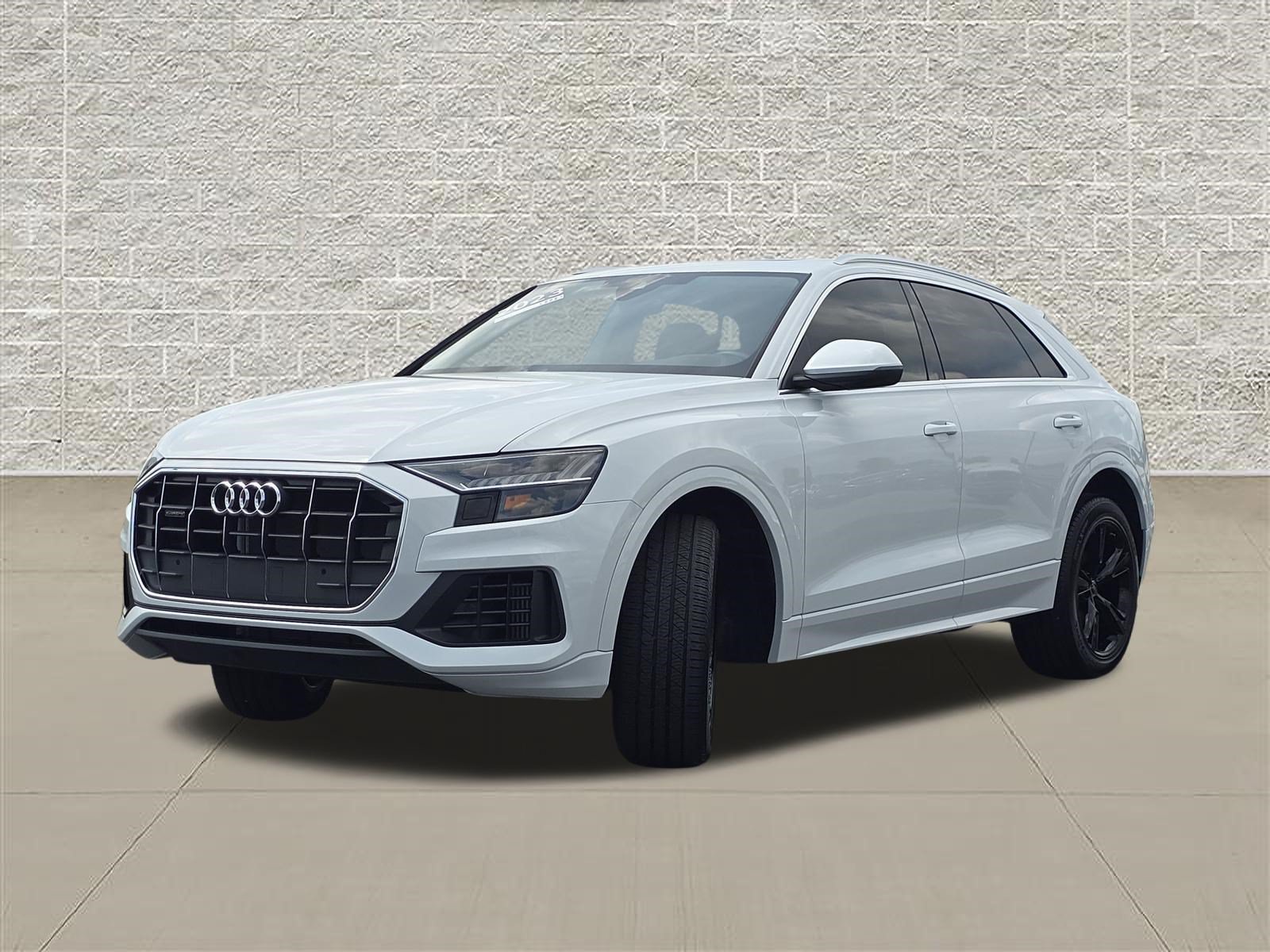 Certified 2023 Audi Q8 Premium AWD/4WD image 3