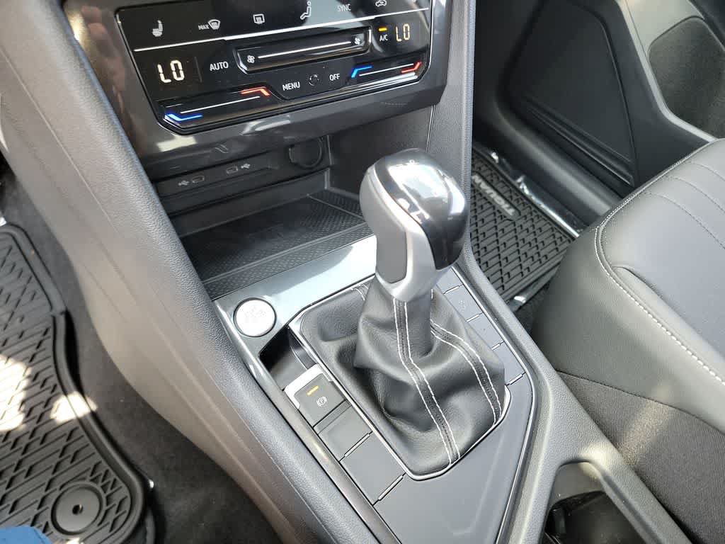 Used 2023 Volkswagen Tiguan SE FWD image 25
