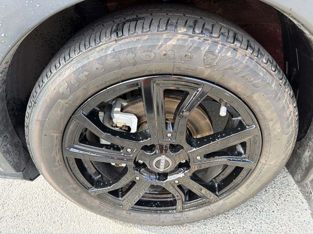 Used 2023 Nissan Kicks SR w/ SR Premium Package image 11