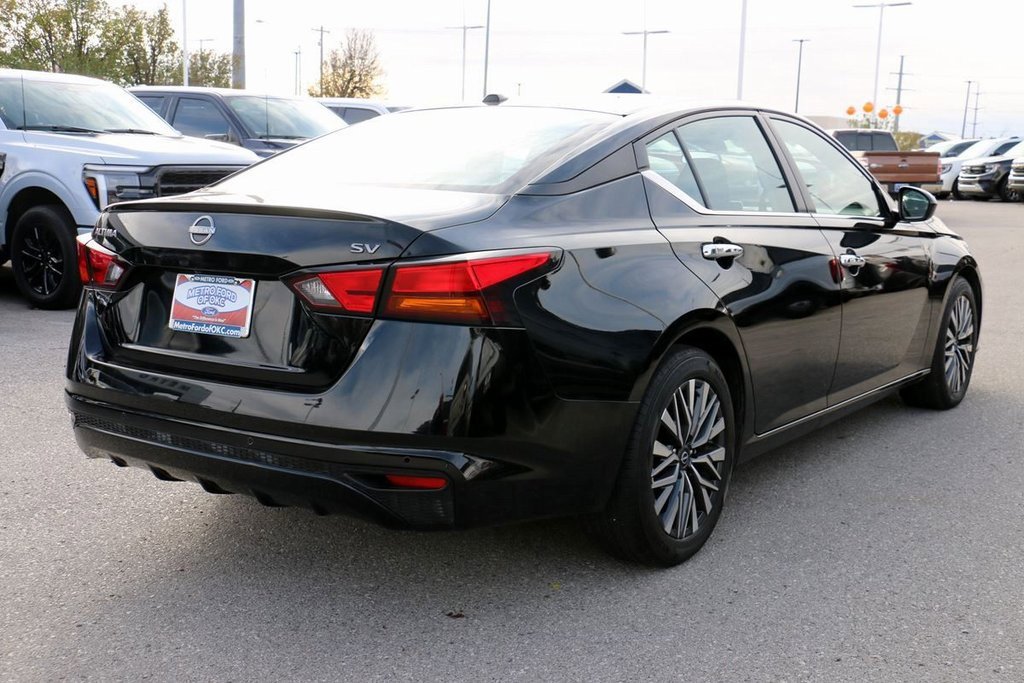 Used 2023 Nissan Altima 2.5 SV image 5