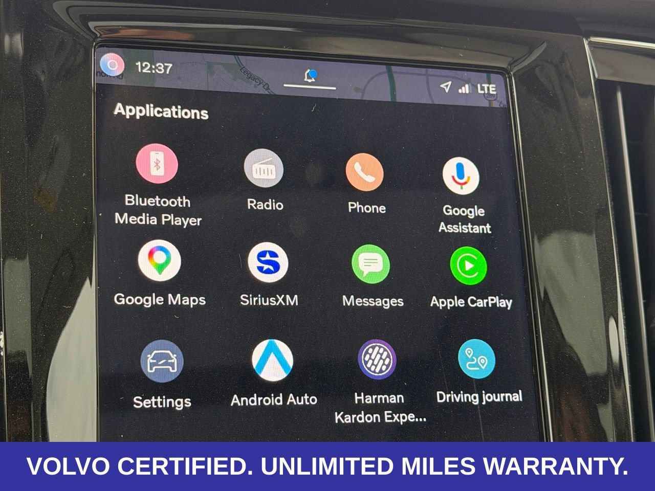 Certified 2025 Volvo V90 B6 Cross Country Ultra AWD/4WD image 24