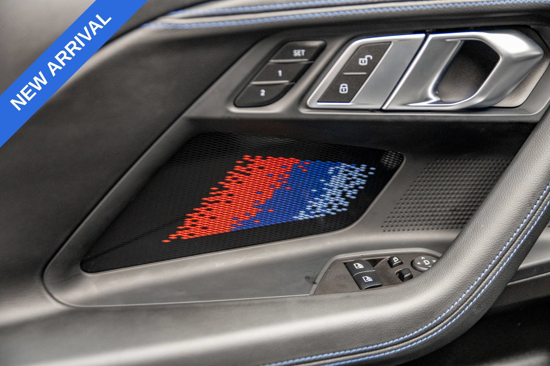 Used 2023 BMW M2 w/ Lighting Package RWD image 18
