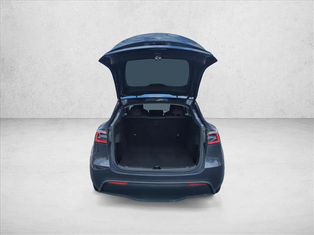 Used 2021 Tesla Model Y Long Range AWD/4WD image 6