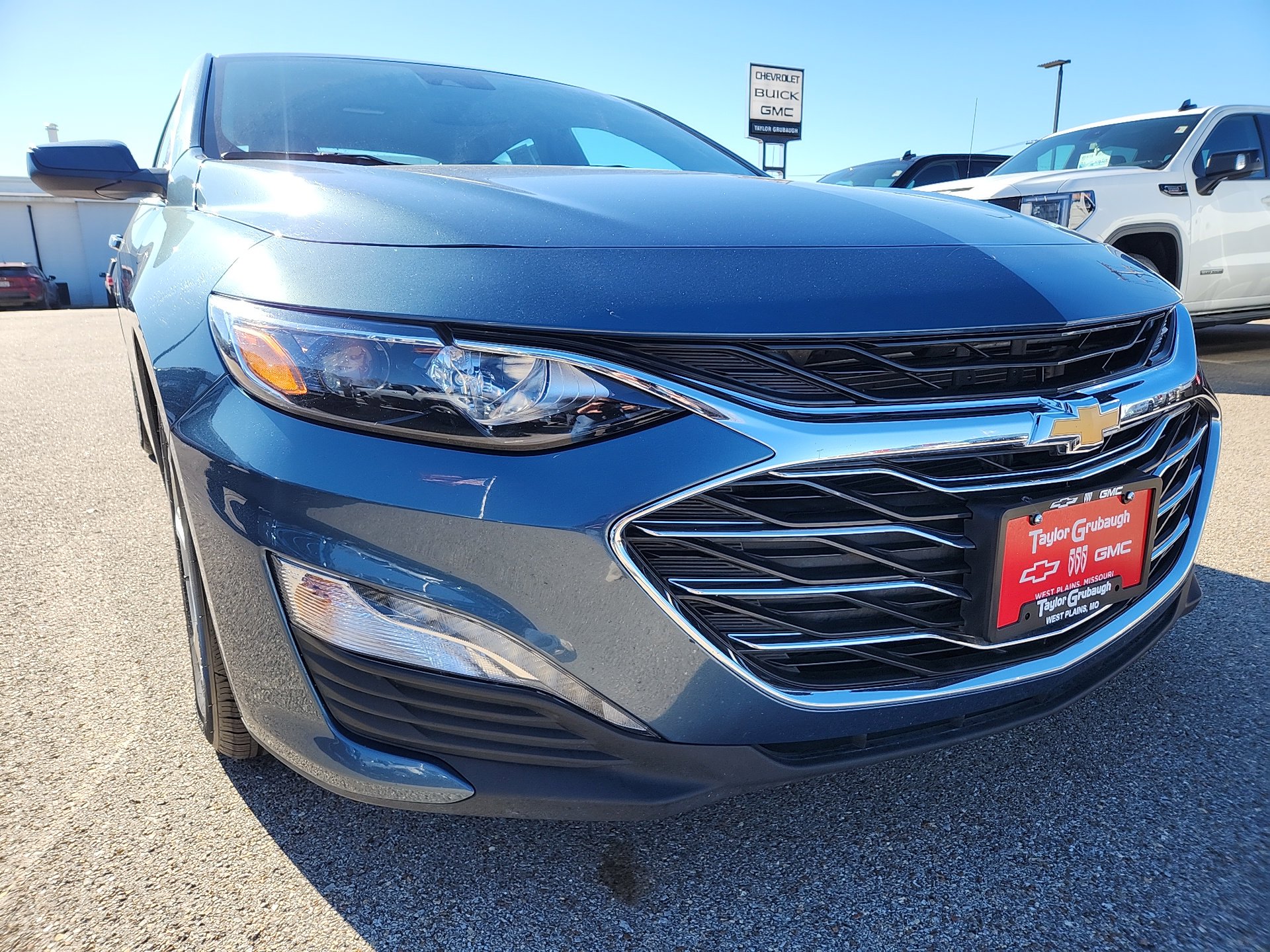 Used 2024 Chevrolet Malibu LT image 11