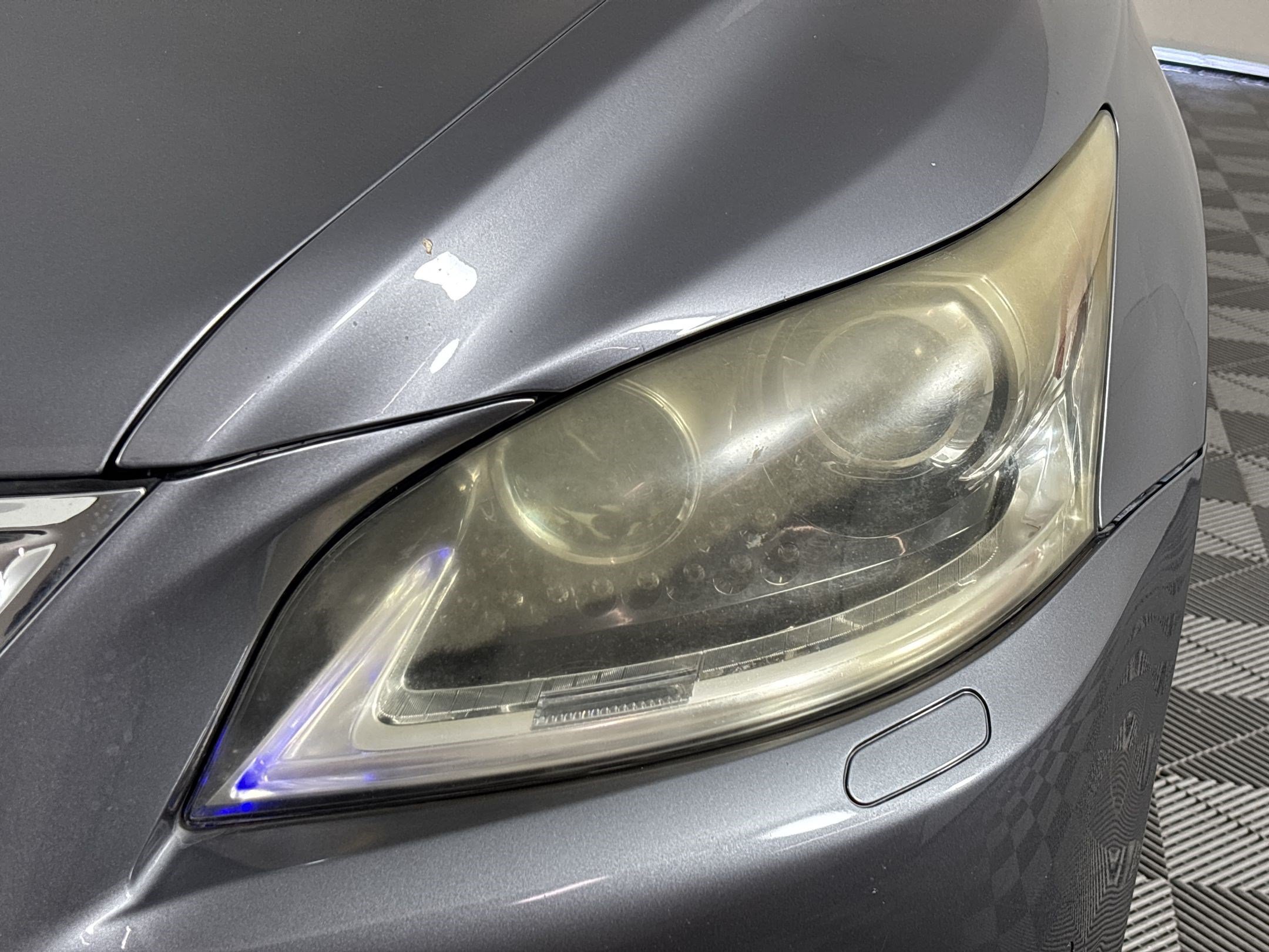 Used 2013 Lexus LS 460 AWD w/ Comfort Pkg image 24