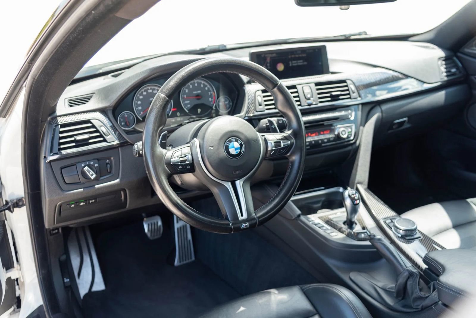 Used 2015 BMW M4 Coupe RWD image 22