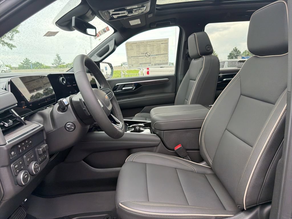 New 2026 Chevrolet Tahoe Premier w/ Sun And Tow Package AWD/4WD image 23