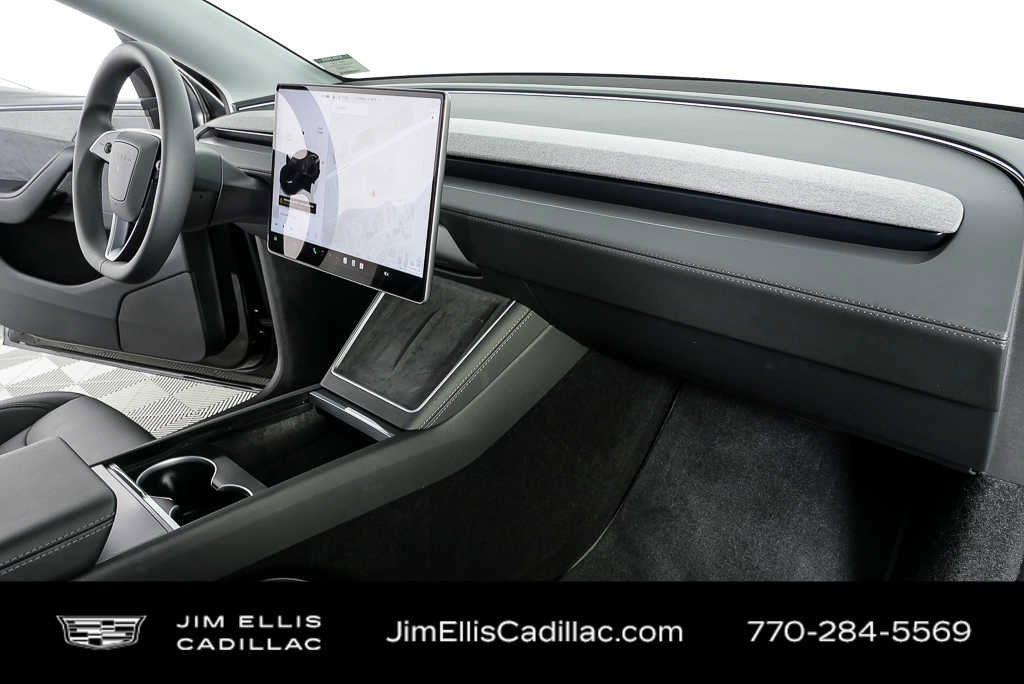 Used 2026 Tesla Model Y 2WD image 25