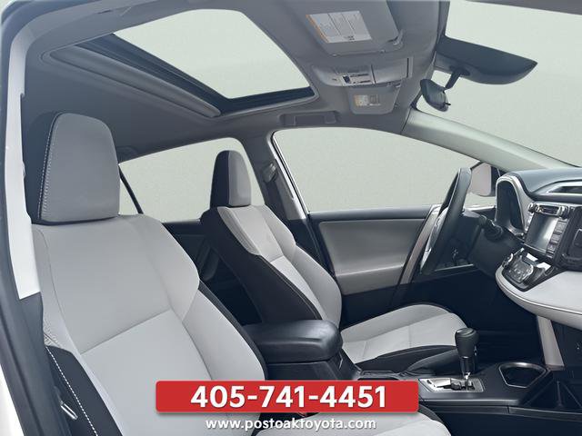 Used 2017 Toyota RAV4 XLE AWD/4WD image 17