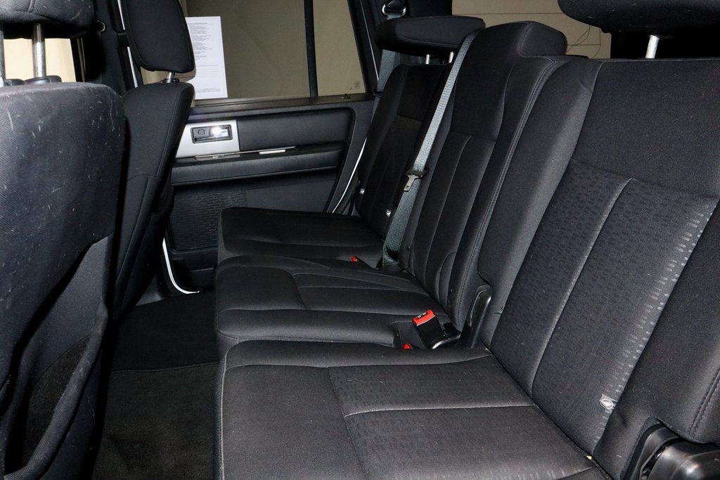 Used 2017 Ford Expedition XLT image 27