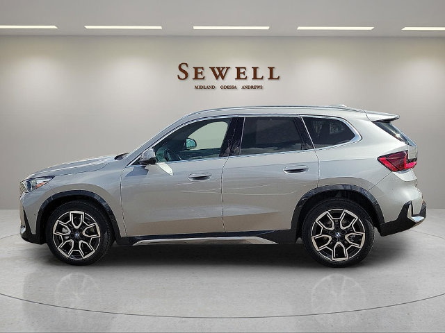 New 2026 BMW X1 xDrive28i w/ Technology Package AWD/4WD image 2