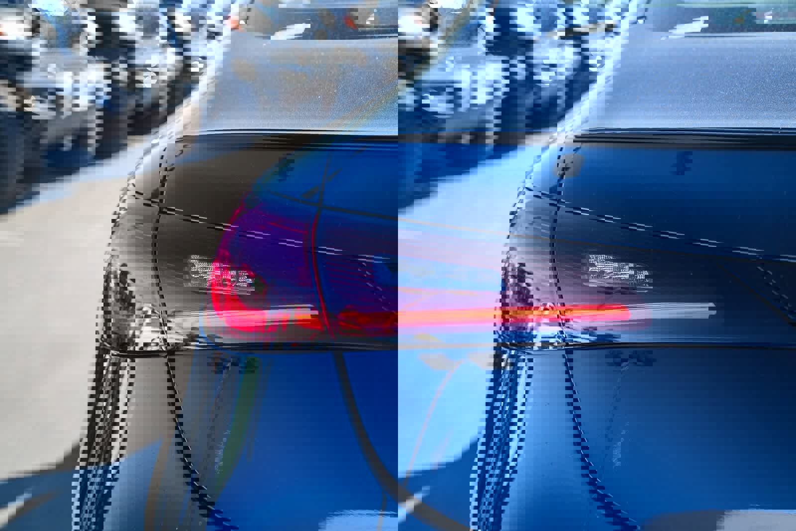 Used 2025 Mercedes-Benz CLE 300 4MATIC Coupe image 7