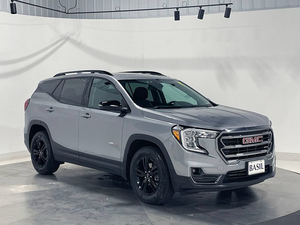 Used 2024 GMC Terrain AT4 AWD/4WD image 43