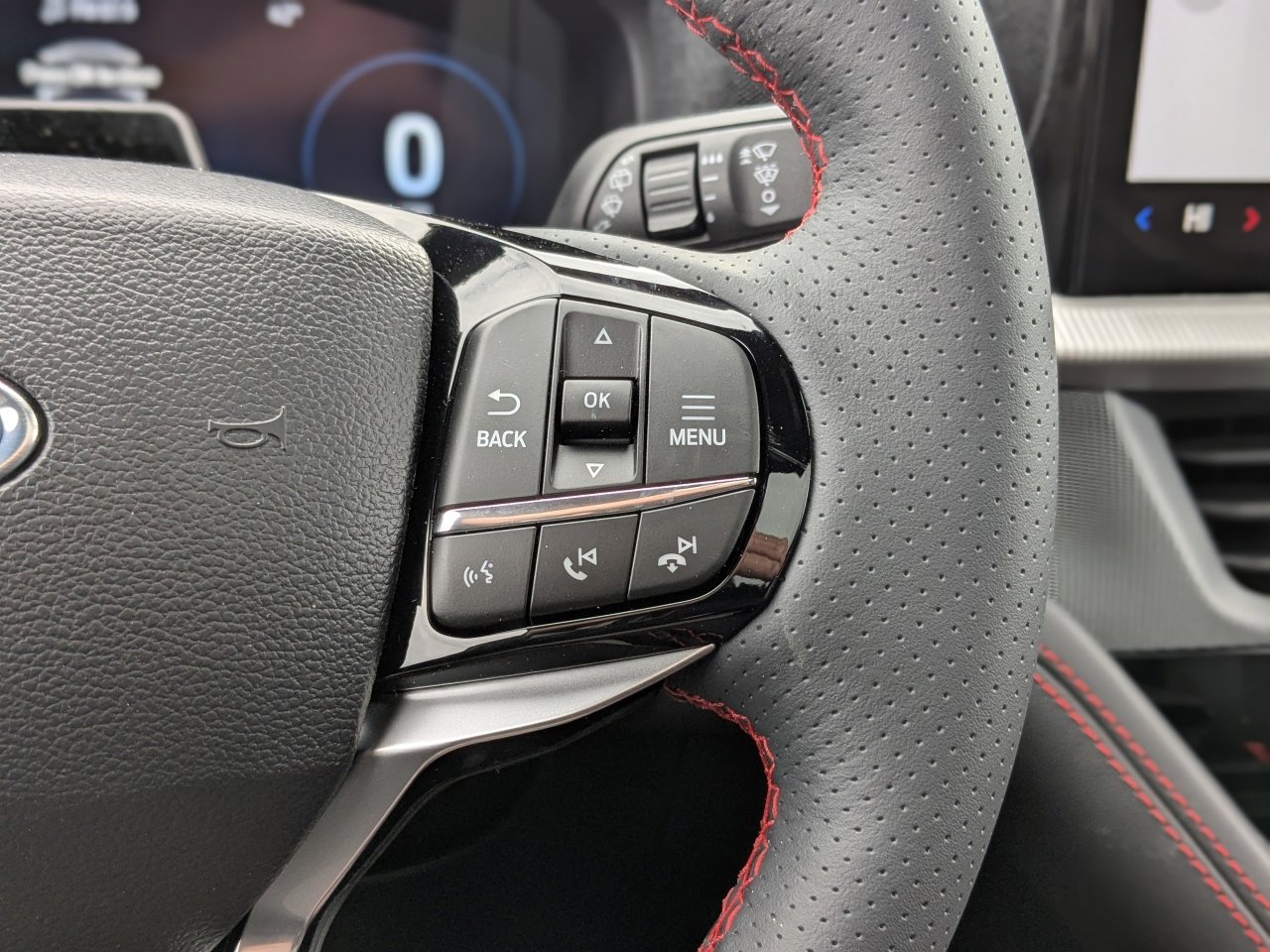 New 2026 Ford Explorer ST-Line w/ ST-Line Street Pack image 34