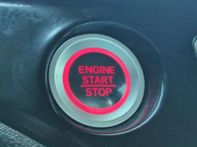 Used 2018 Honda Pilot Touring image 29