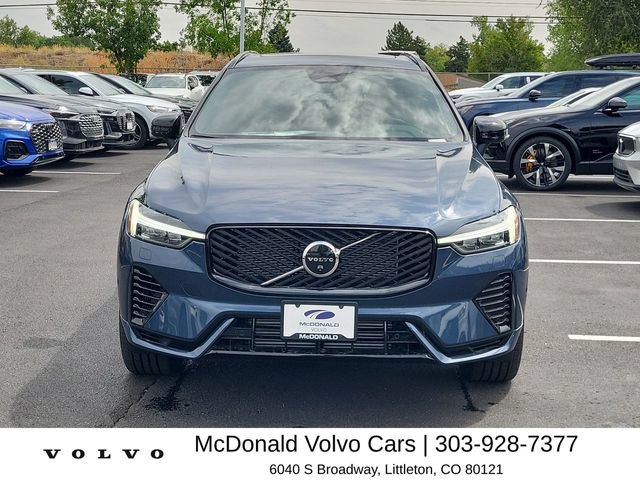 New 2026 Volvo XC60 T8 Plus w/ Protection Package Premier AWD/4WD image 3