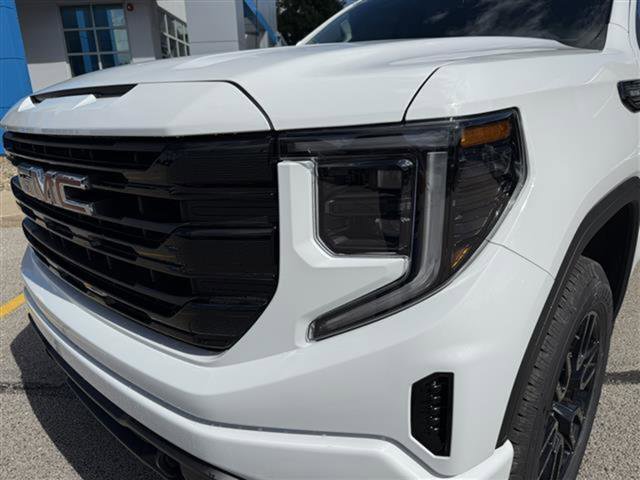 New 2026 GMC Sierra 1500 Elevation image 29