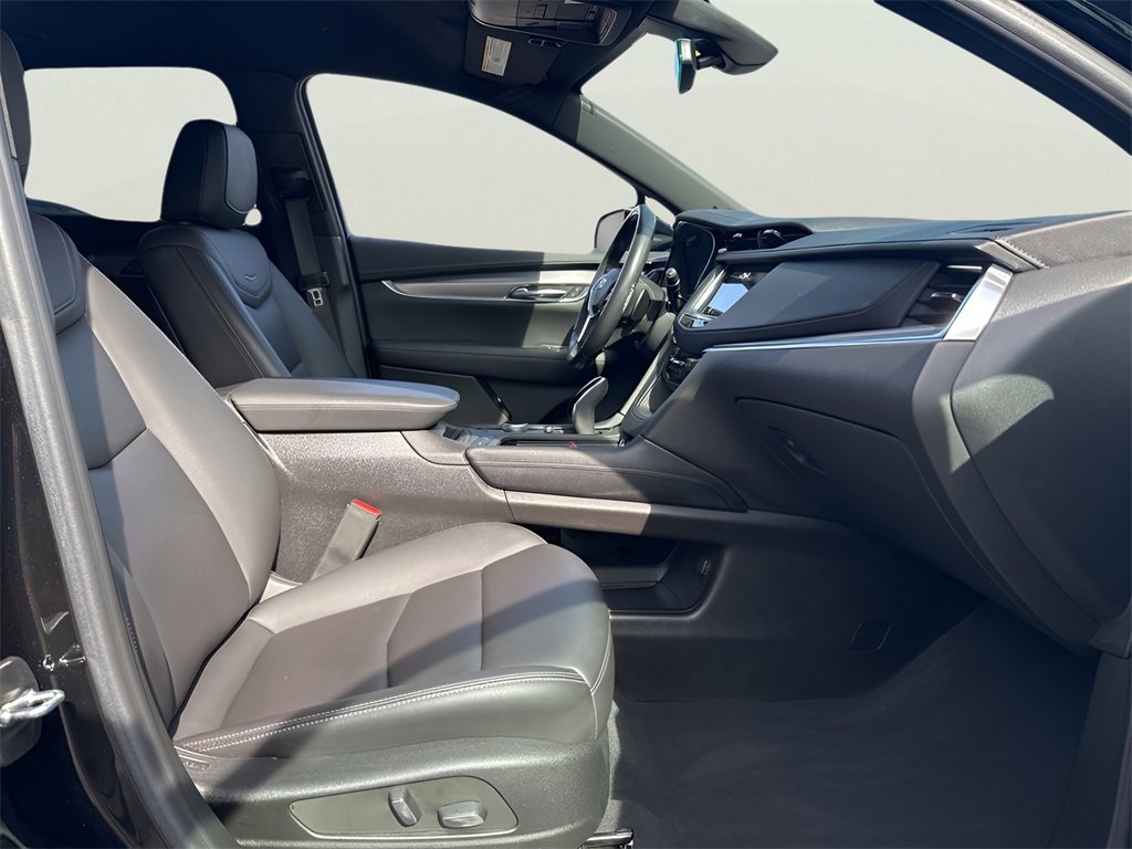 Certified 2022 Cadillac XT5 Luxury image 17