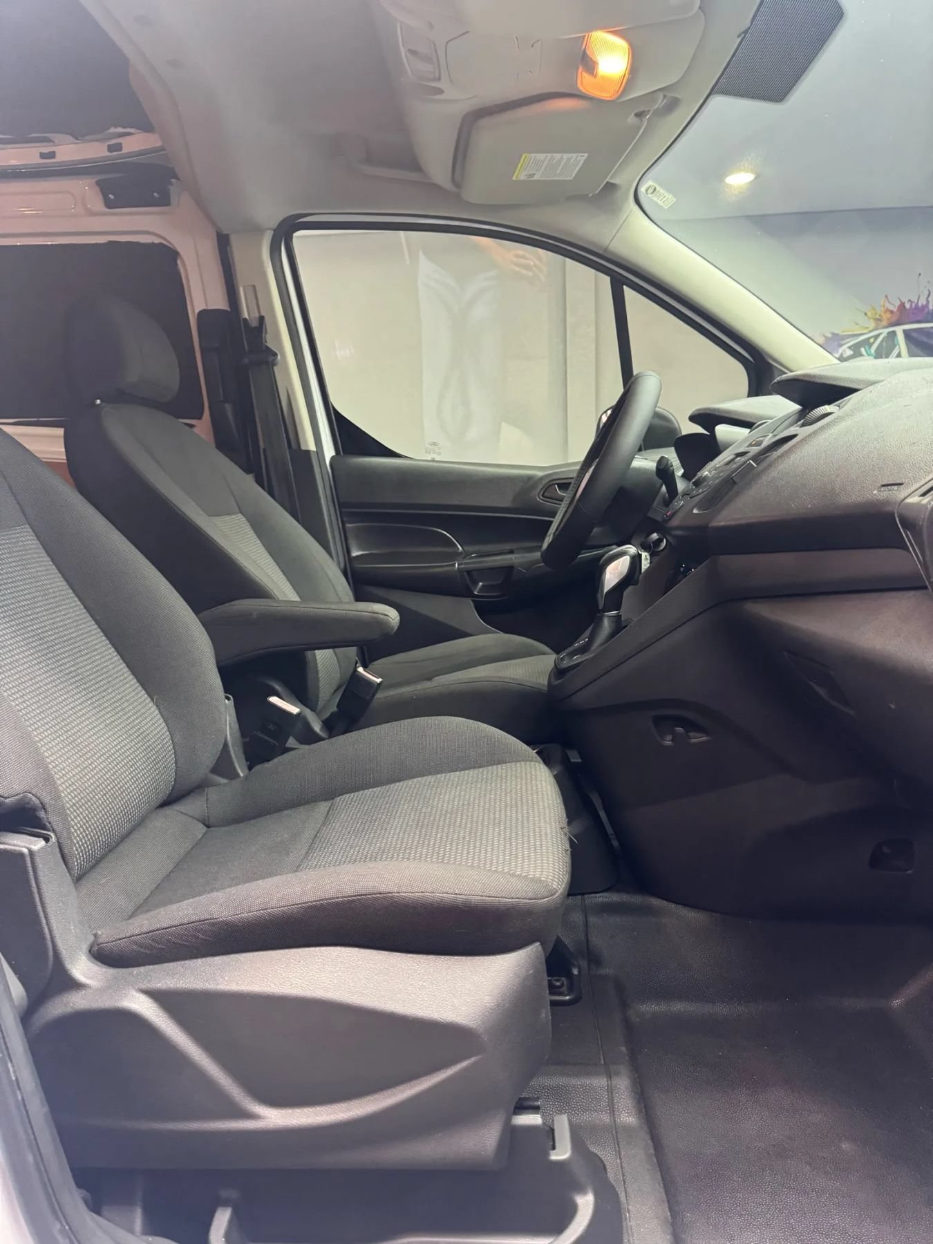 Used 2014 Ford Transit Connect XL FWD image 23
