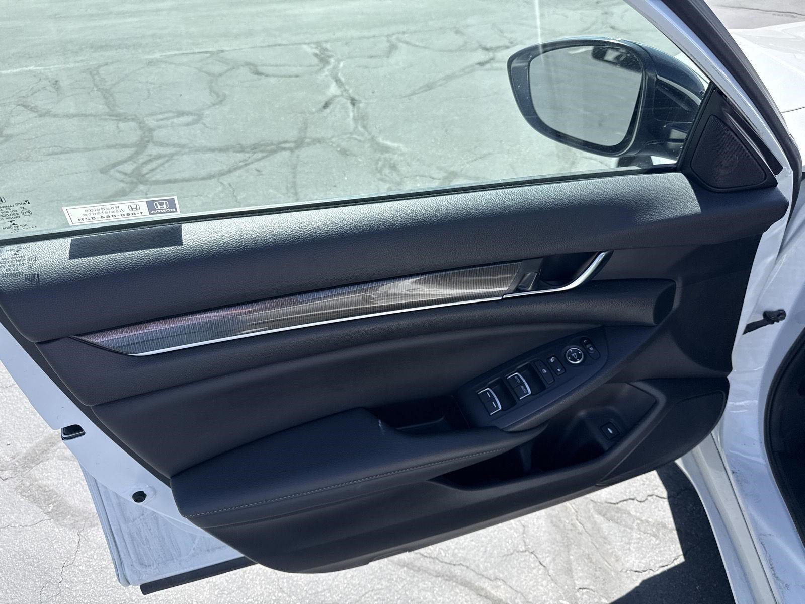 Certified 2022 Honda Accord Sport image 8