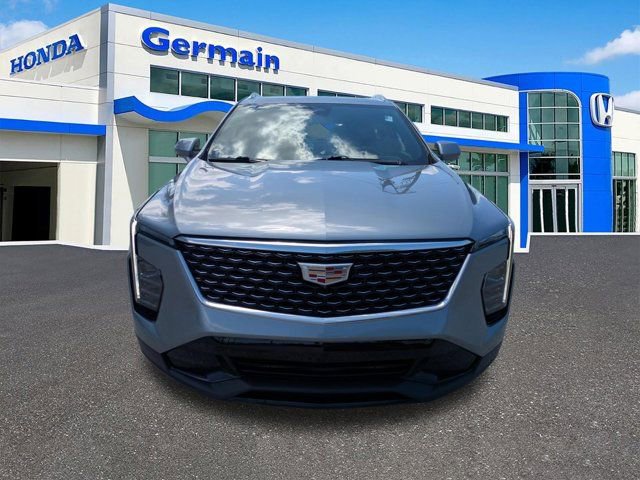 Used 2025 Cadillac XT4 Premium Luxury FWD image 9