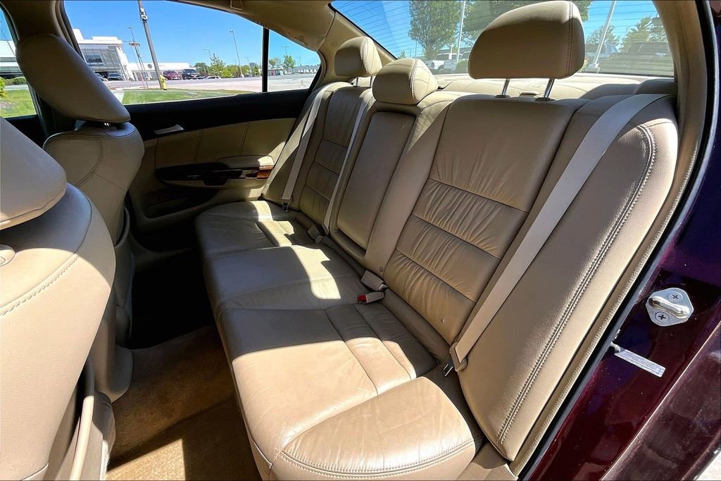Used 2008 Honda Accord EX-L image 32