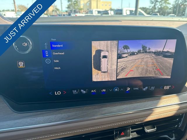 New 2026 Chevrolet Suburban High Country image 17