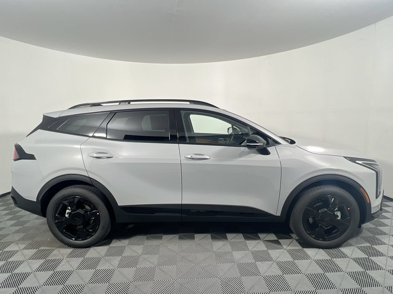 New 2026 Kia Sportage X-Line w/ X-Line Technology Package AWD/4WD image 2
