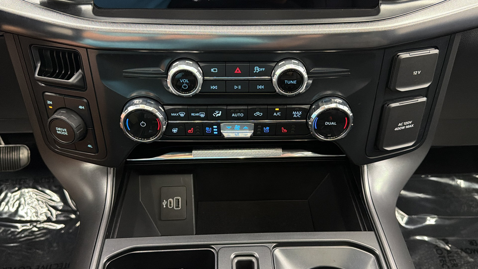 Used 2026 Ford F150 Lariat AWD/4WD image 23