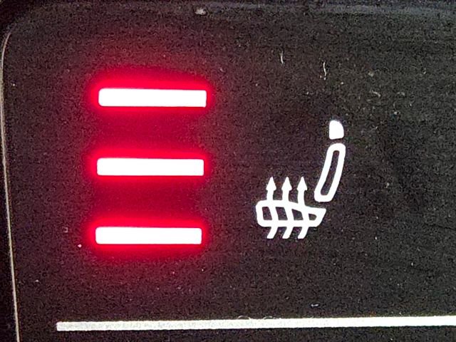 Used 2024 Volkswagen Tiguan SE R-Line image 36