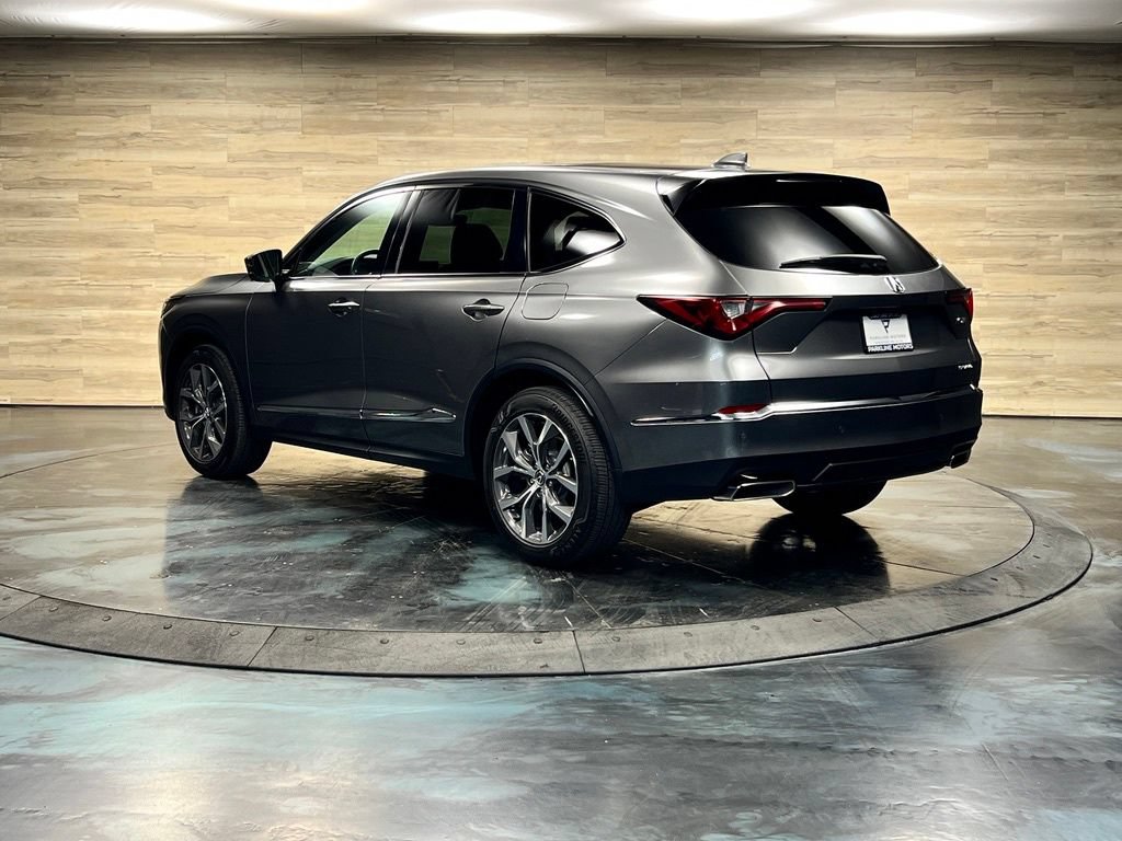 Used 2024 Acura MDX w/ Technology Package AWD/4WD image 15
