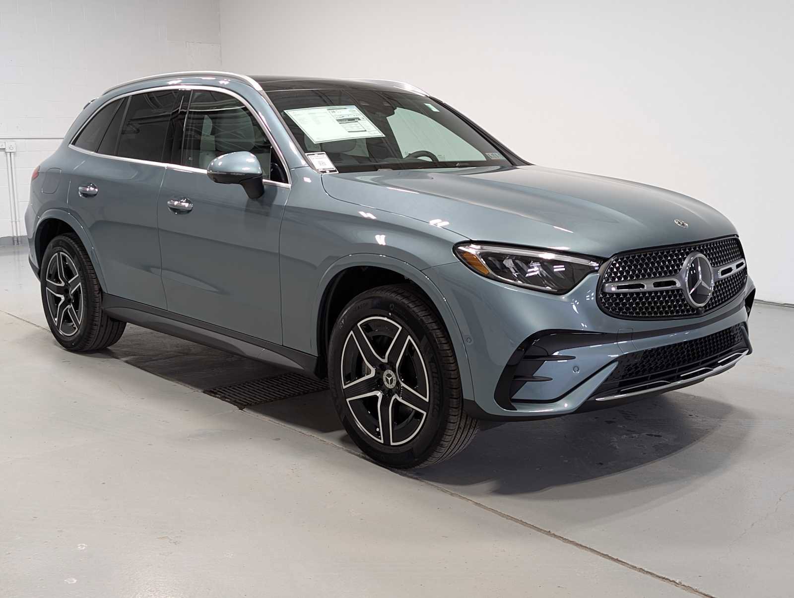 New 2026 Mercedes-Benz GLC 300 4MATIC image 6