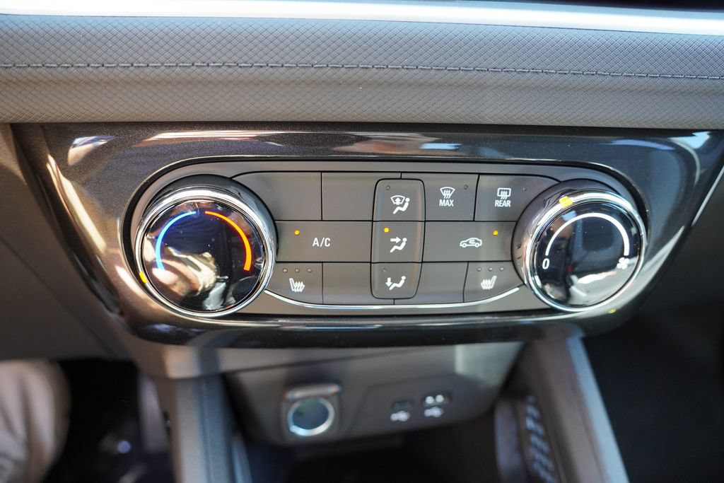 New 2026 Chevrolet TrailBlazer LT w/ LT Cold Weather Package AWD/4WD image 15