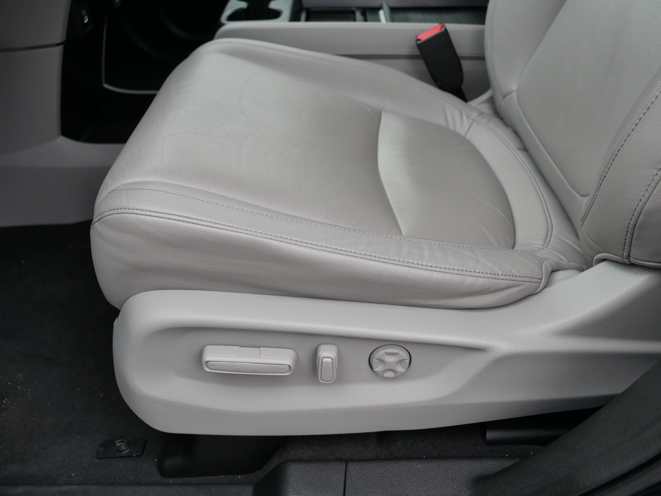 Used 2023 Honda Odyssey EX-L image 20