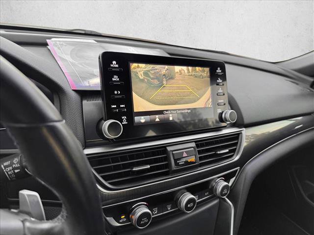 Used 2018 Honda Accord Sport image 13