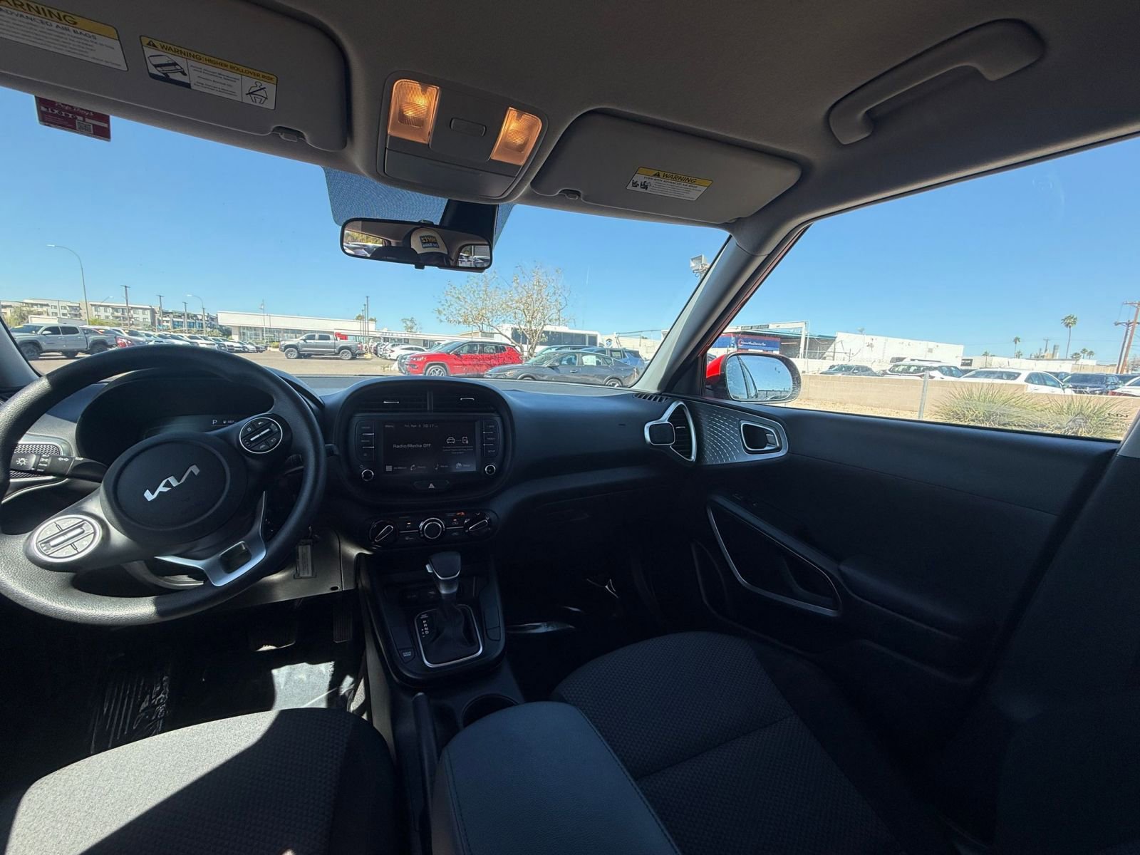 Used 2025 Kia Soul LX w/ LX Technology Package image 35